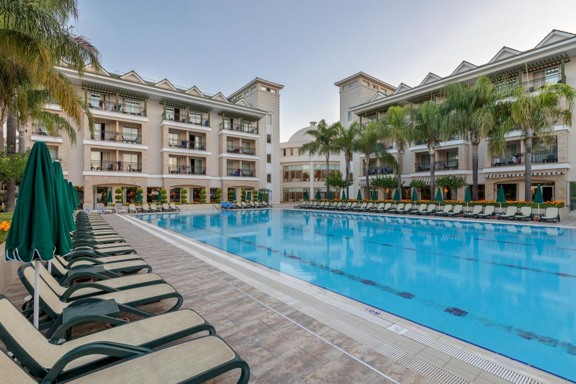 Dobedan Beach Resort Comfort "Ex Brand Alva Donna Beach Resort Comfort" Side Eksteriør billede